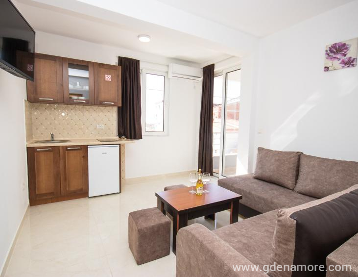 Apartmani Kod Kurta-5